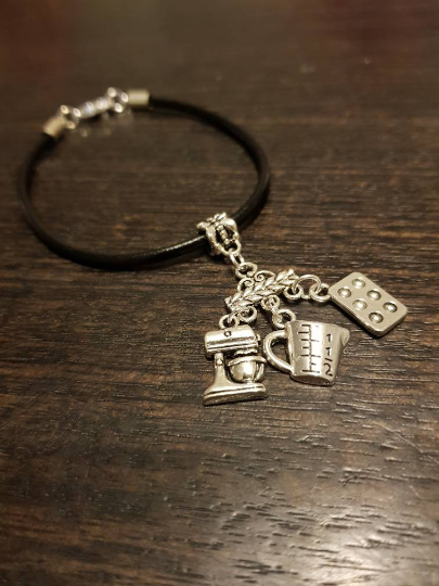 Baking Bracelet - 3 Charms
